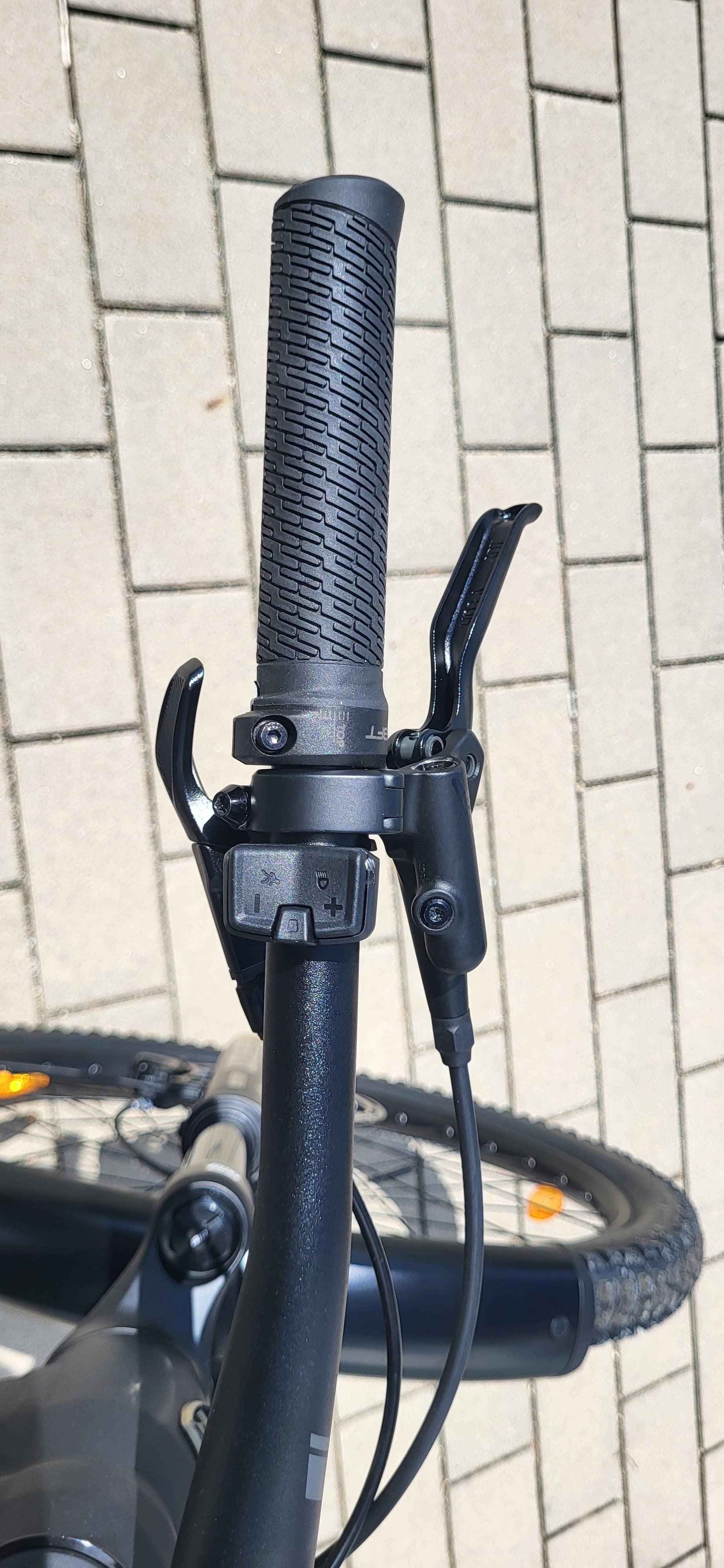 Centurion Numinis R800i EQ mattschwarz 2024 29" 750 (Gr. S 625) Wh Diamant