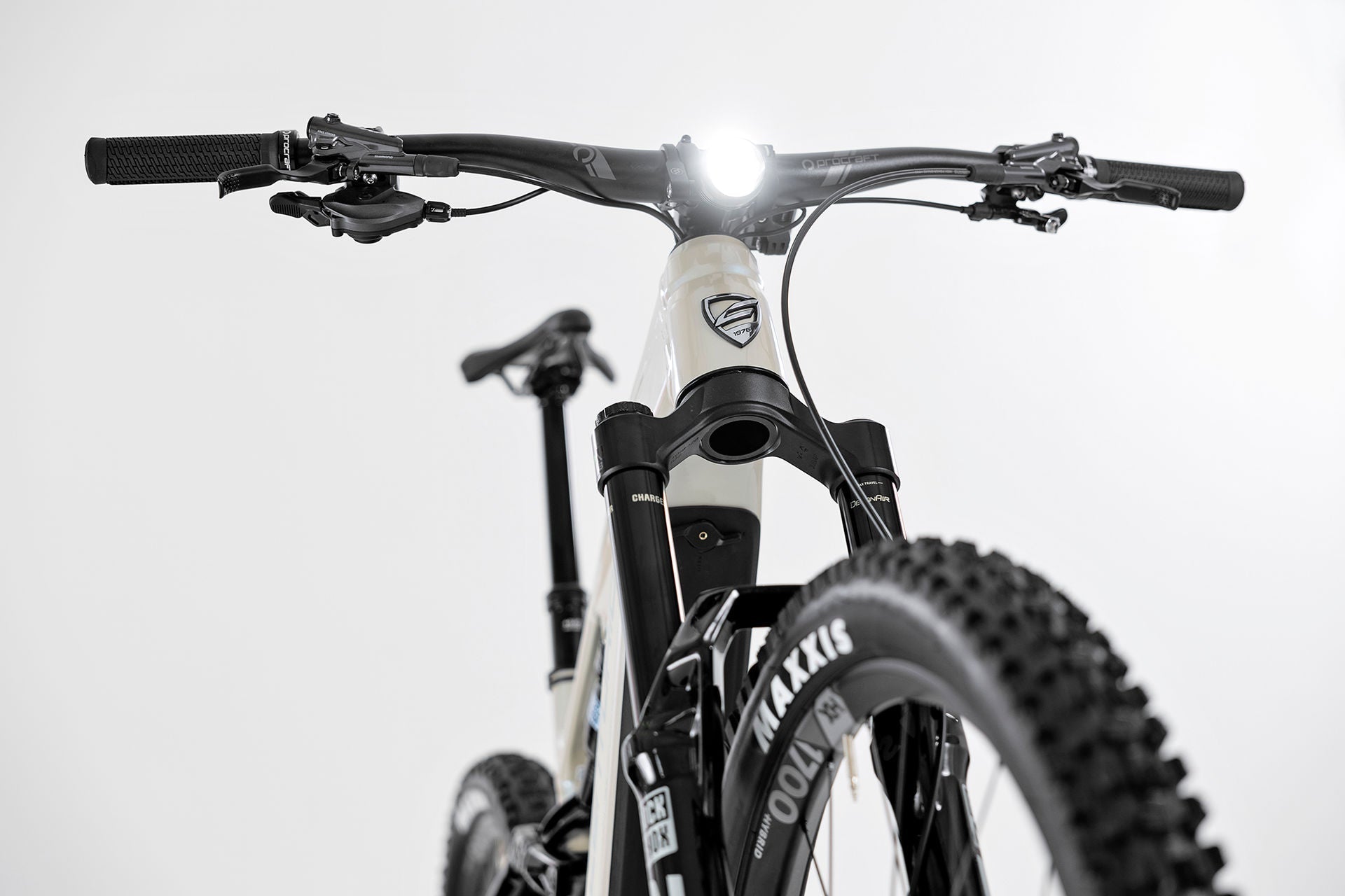 Centurion No Pogo R3000 sandperlmutt 2025 29"/27.5" 800 Wh Diamant